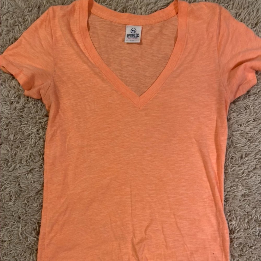 PINK Short Sleeve V-Neck Top (Size XS)